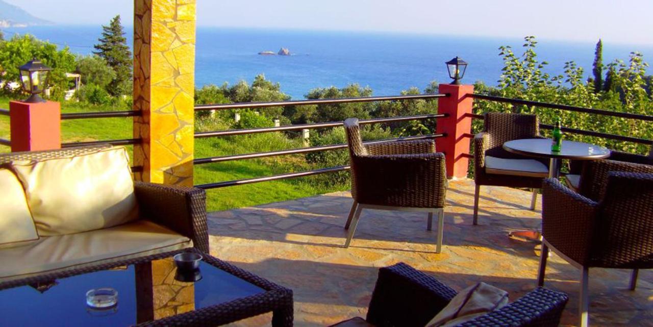 Large Apartment By The Pool - Pelekas Beach, Corfu Luaran gambar